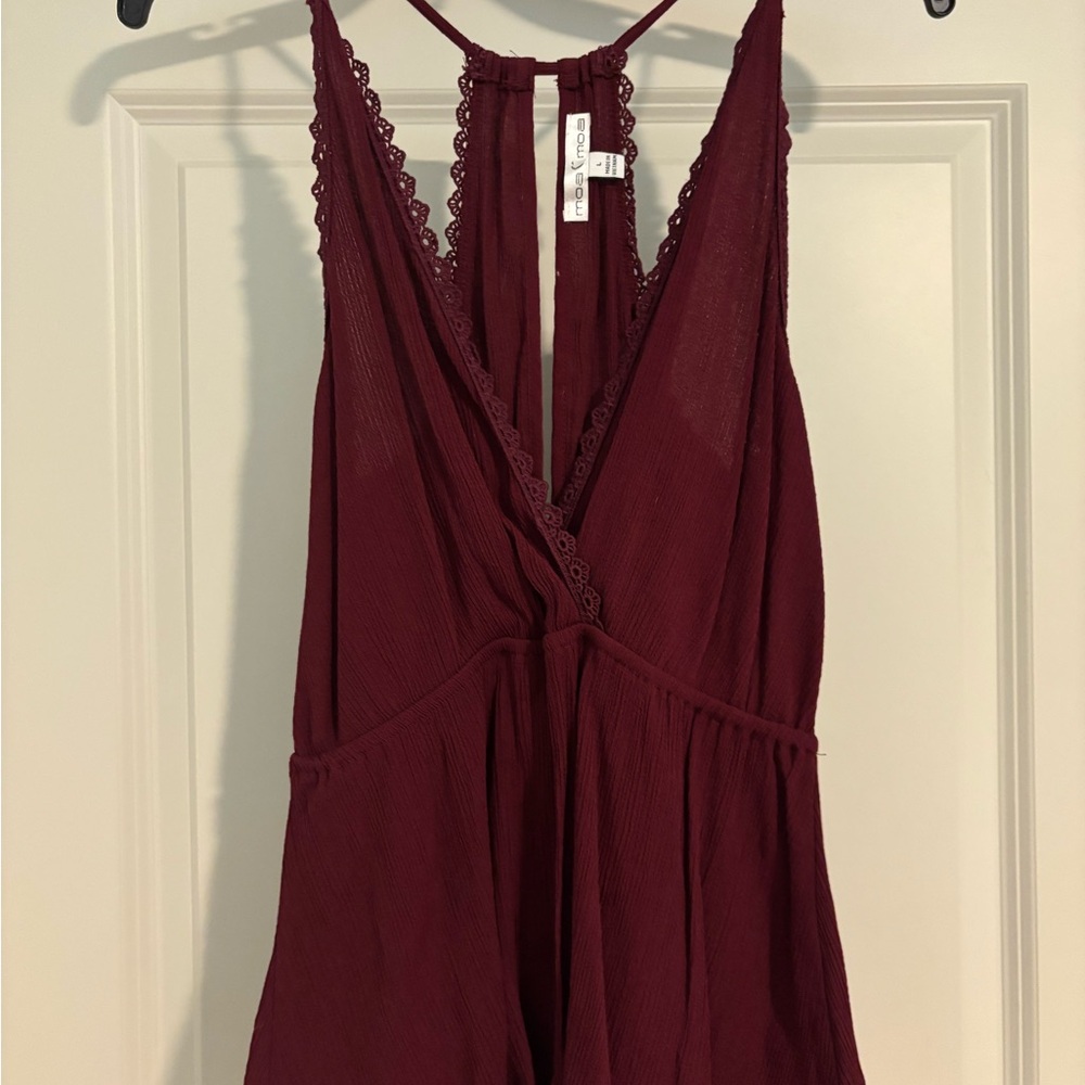Burgundy Sleeveless Lace-Trimmed Top